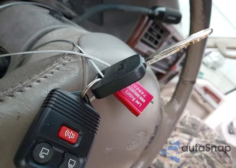 2001 Ford Excursion Limited z USA, uszkodzony, nr VIN 1FMNU43S01EA00174